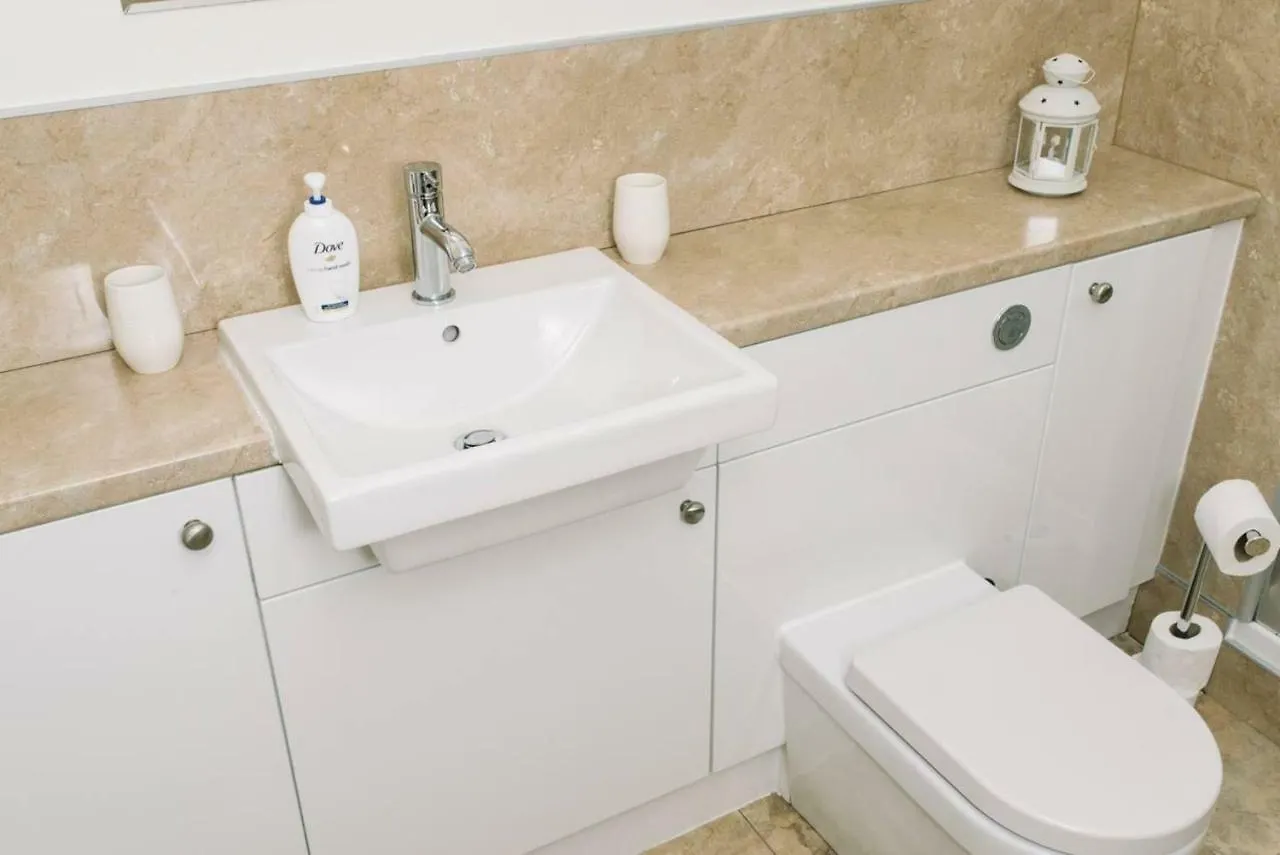 Pleasant Apartment Near Princes Street Gardens Edinburgh 0*,  United Kingdom