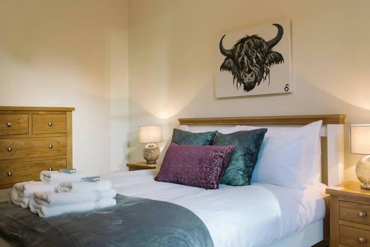 Pleasant Apartment Near Princes Street Gardens Edinburgh